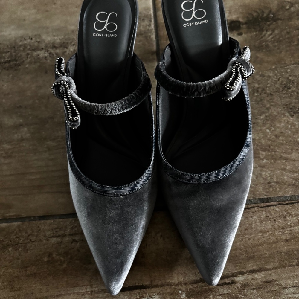 Cosy Island Heels